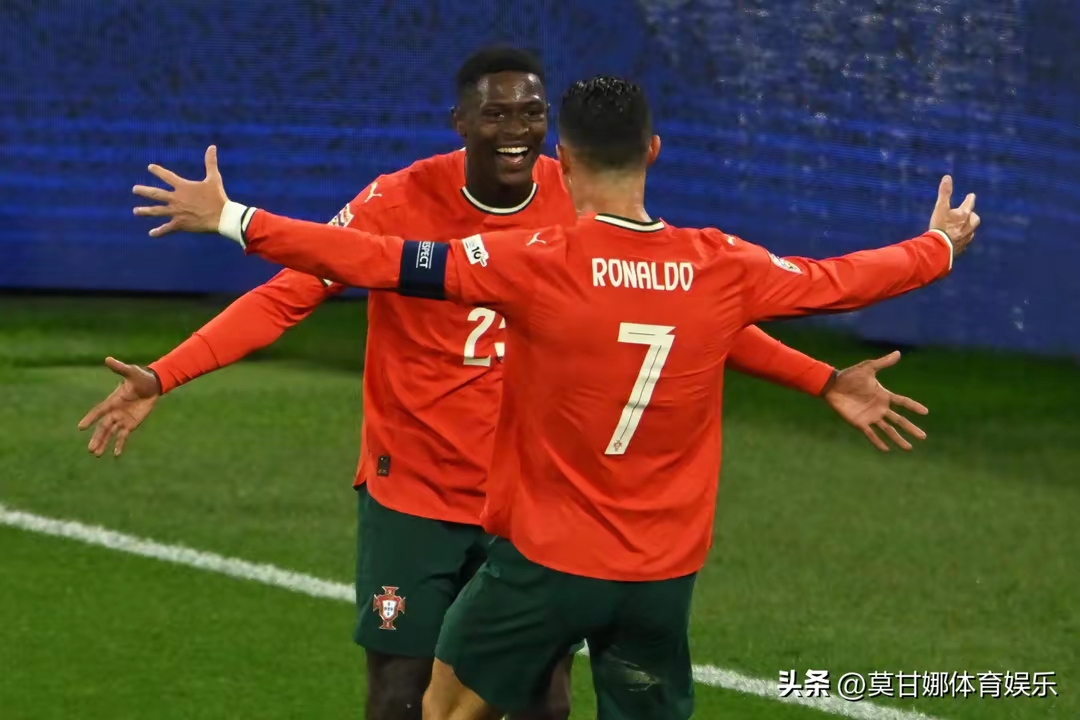 葡萄牙队碾压英格兰队，梁靖崑统治全场